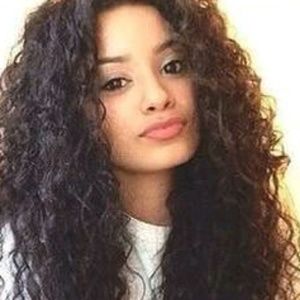 Meet your Posher, Shakerah